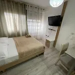 Piazza Downtown Cozy - Enjoy Travel Apartment